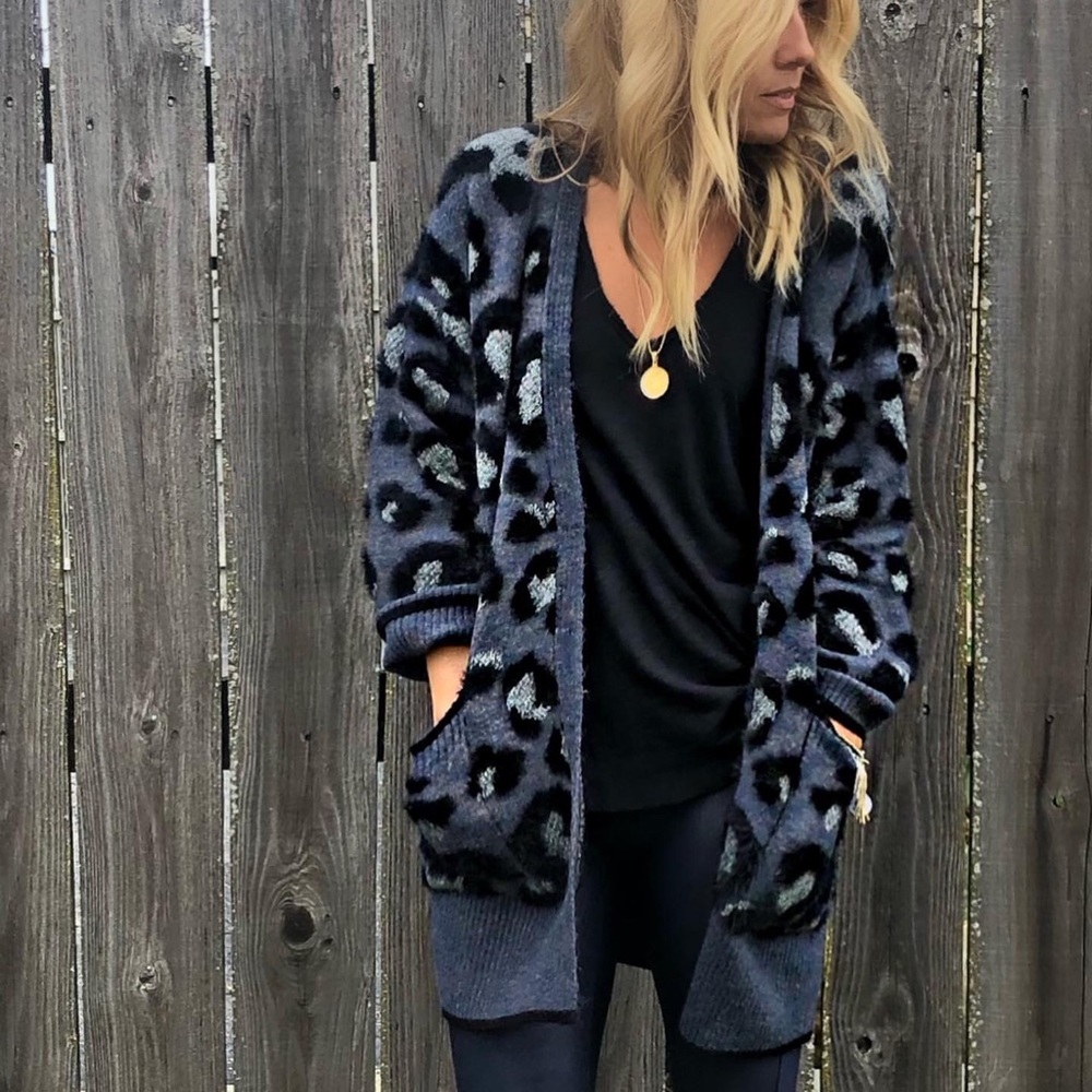 RD Style Blue Leopard Cardigan